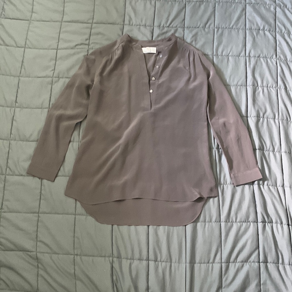 Long sleeve silk blouse gray with a hint of purple